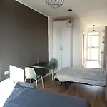 Tiny Bengasi Apartment